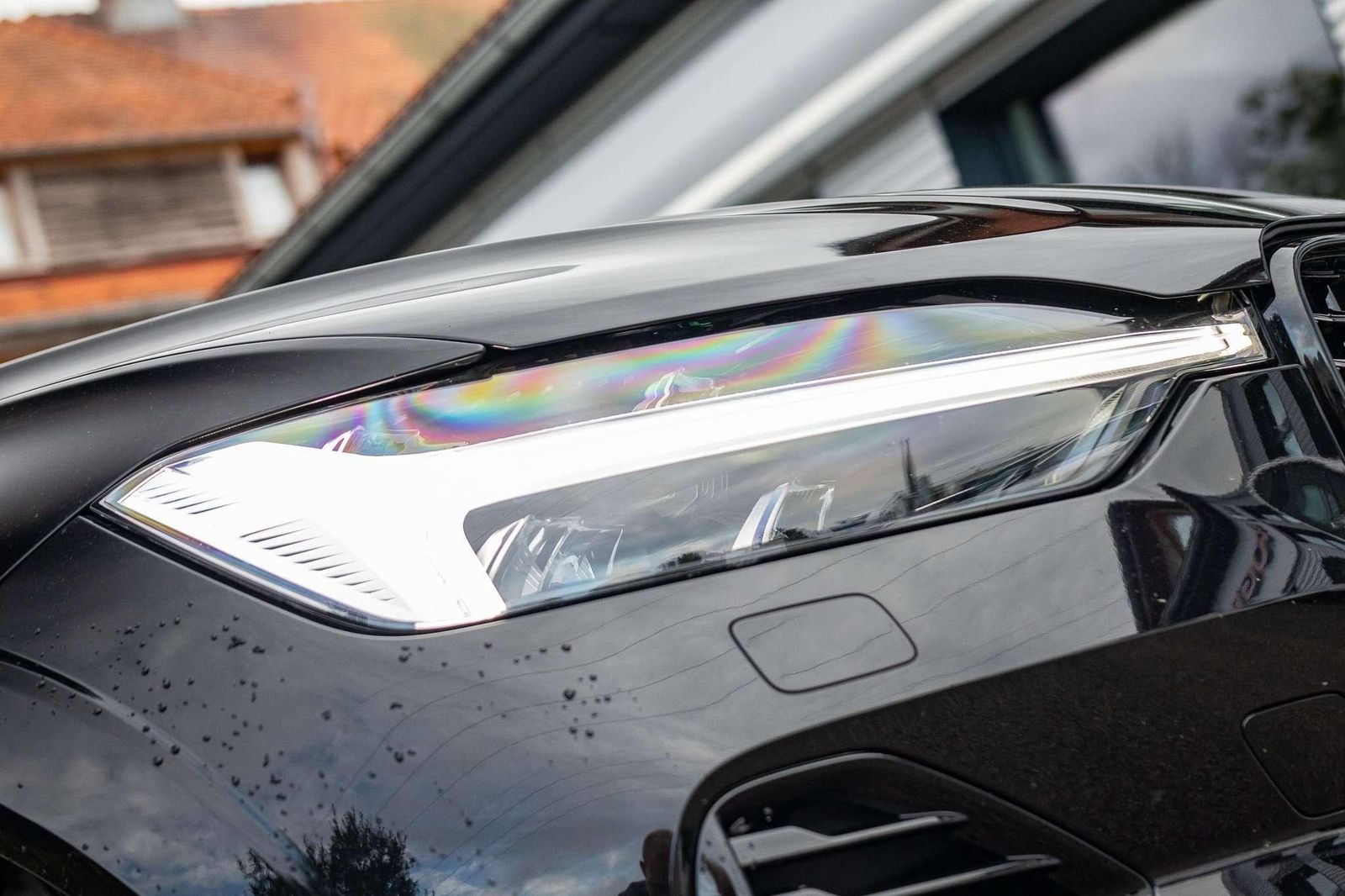 Fahrzeugabbildung Volvo XC60 Plus Black Edition Recharge Plug-In Hybrid