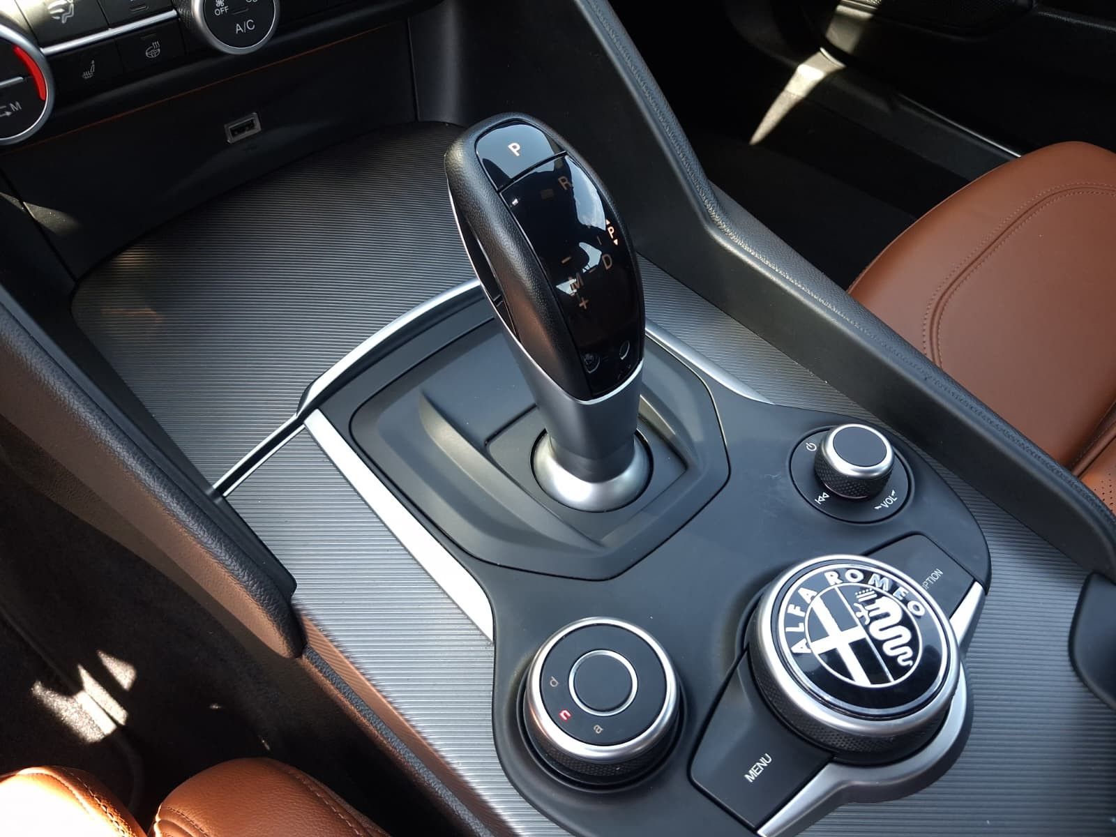 Fahrzeugabbildung Alfa Romeo Giulia B-Tech