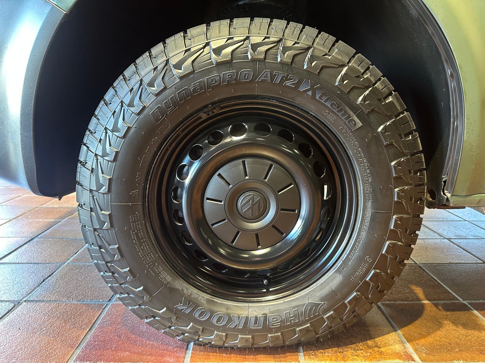 Volkswagen T5 WIDDER 4MOTION KURZ SEIKEL ROCKTON BUNDESWEHR