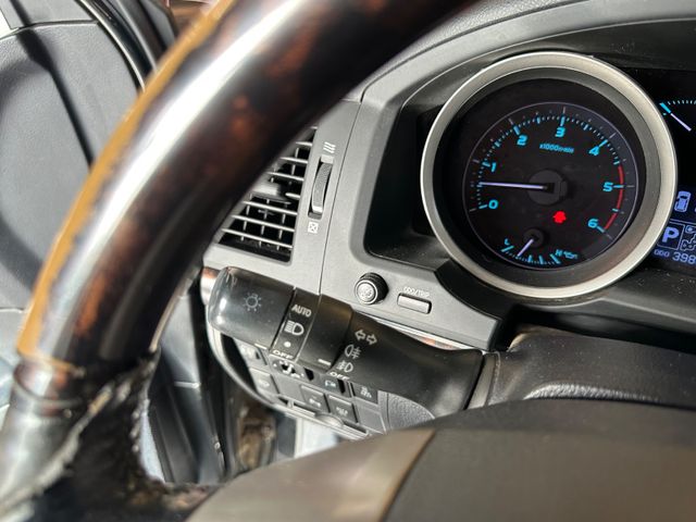 Toyota Land Cruiser 200 Executive