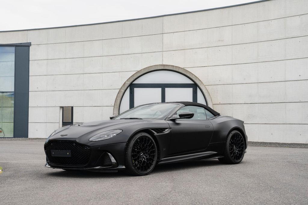 Image of Aston Martin DBS