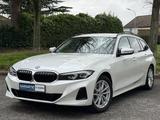 BMW 320d Touring 1*HAND*Curved*HUD*LEDER*LED*CARPLAY - BMW 320 Gebrauchtwagen in Mülheim (Ruhr)