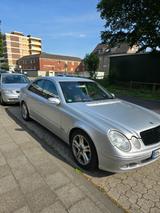 Mercedes-Benz Mercedes E 500 mit LPG - Mercedes-Benz E 500 in Köln