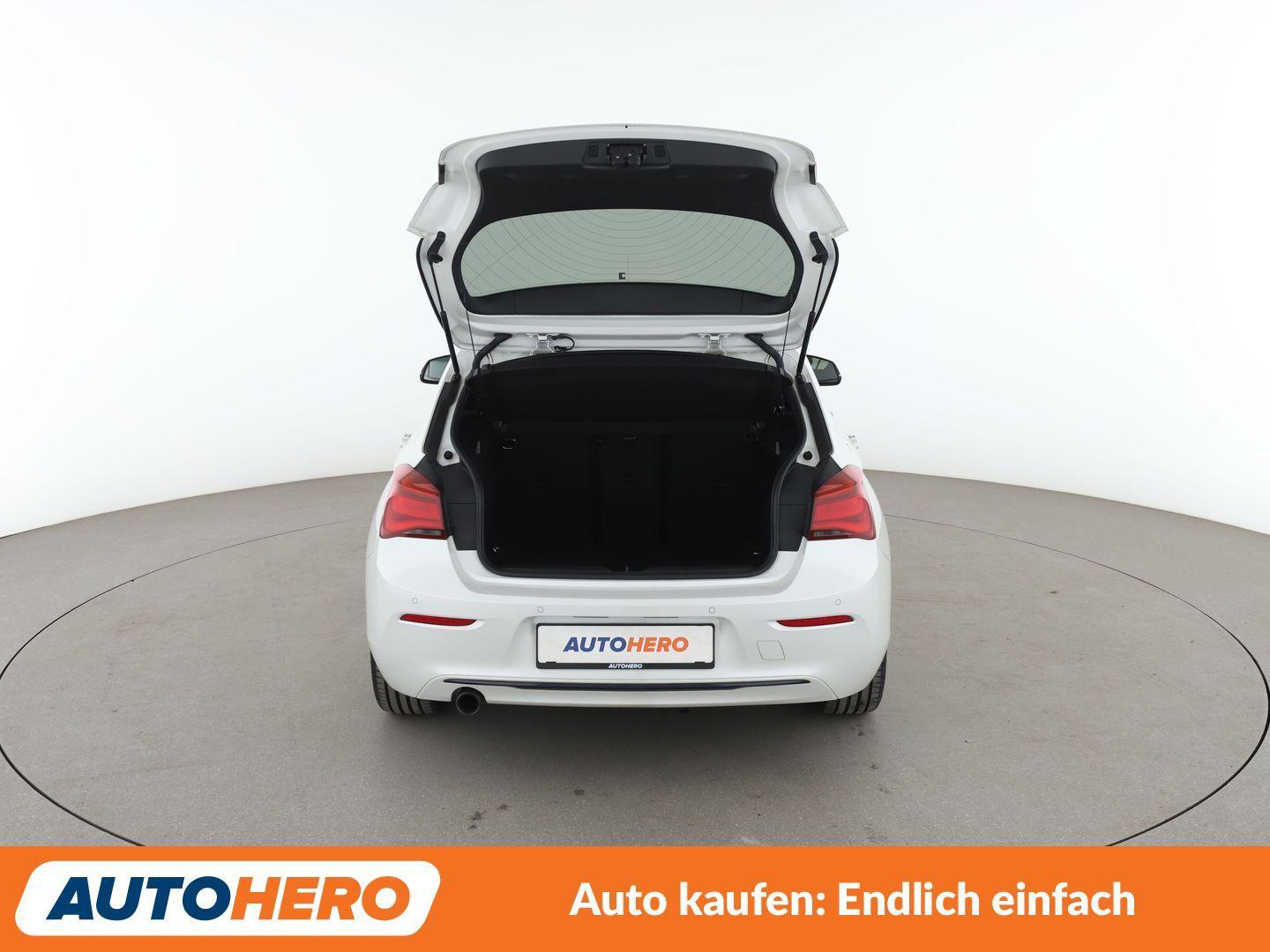 BMW 118i Edition Sport Line Shadow Aut.*NAVI*LED*PDC