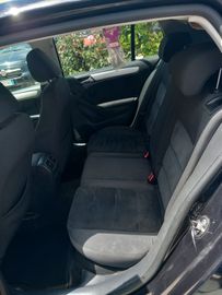 Volkswagen Golf - 6