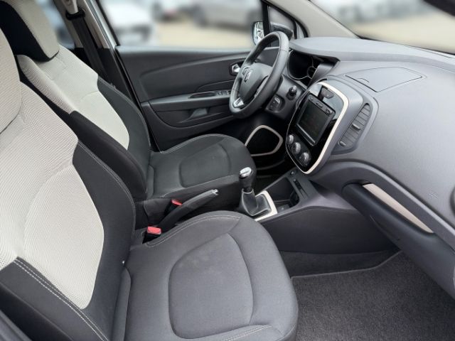 Fahrzeugabbildung Renault Captur Zen 0.9 TCe 90 +KLIMA+NAVI+RADIO+BT+SHZ+T