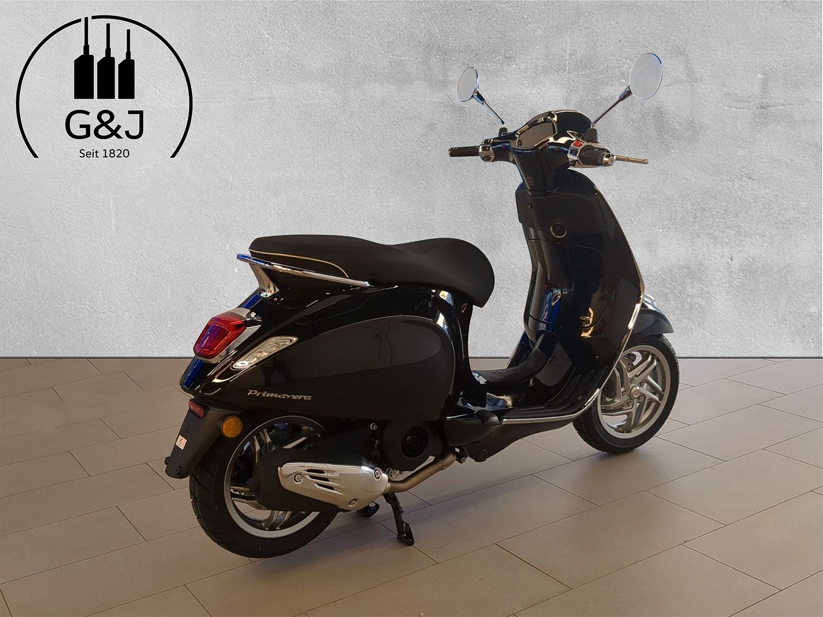 Fahrzeugabbildung Vespa PRIMAVERA 125 NERO CONVINTO