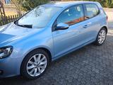 Volkswagen Golf 2.0 TDI DSG mit Behindertengerechten Umbau  - Volkswagen Golf: Umbau