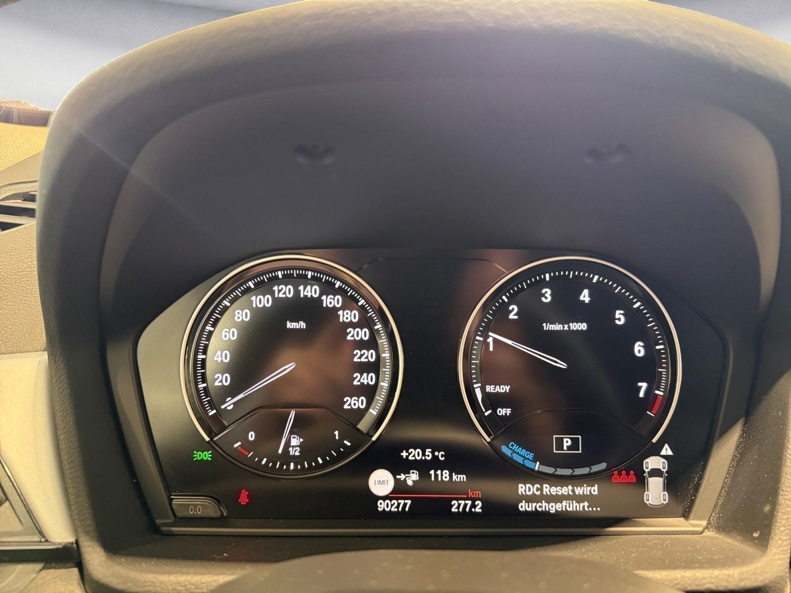 BMW X1 xDrive25e Advantage Klima PDC Kamera AHK Sitz foto 10