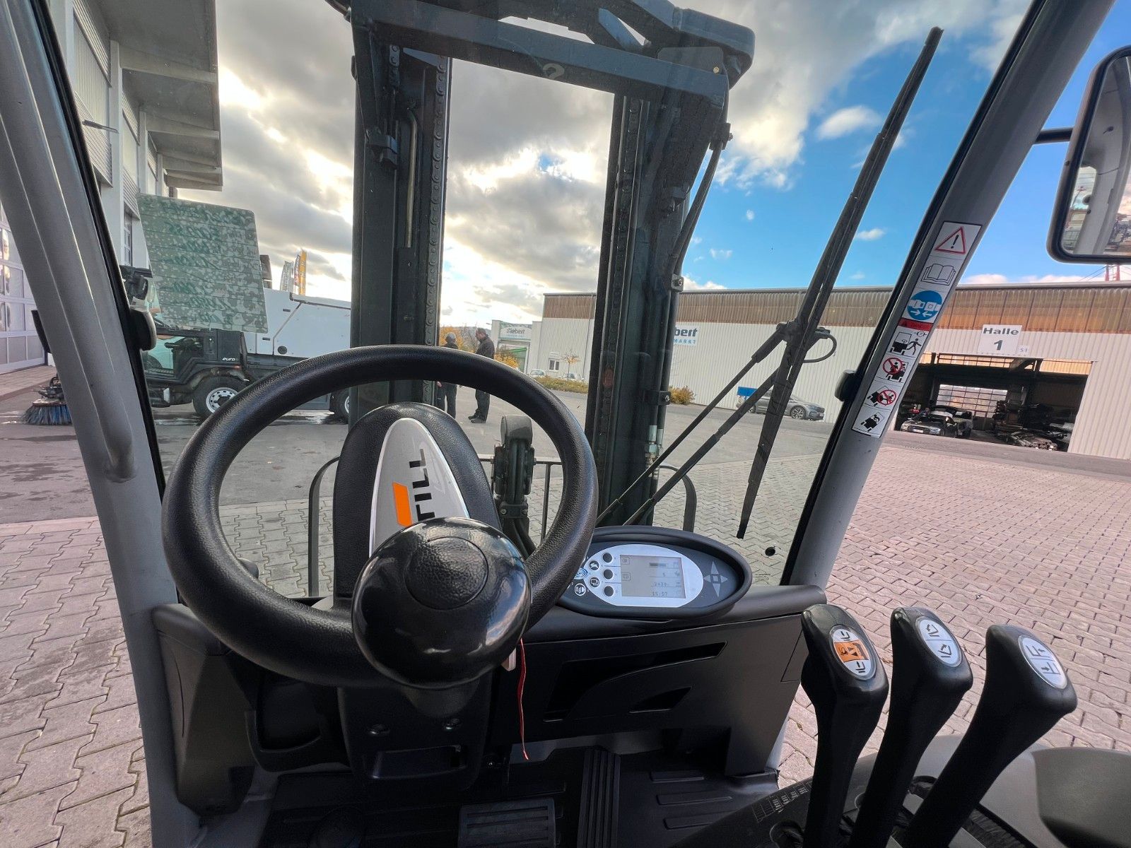 Fahrzeugabbildung Still RX20-14 / Triplex: 4.60m! / nur 2.438h! / SS