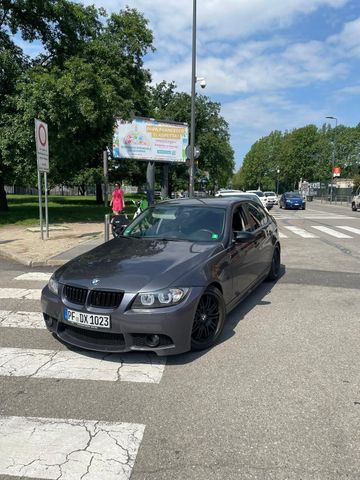 BMW E90 320d M-Paket