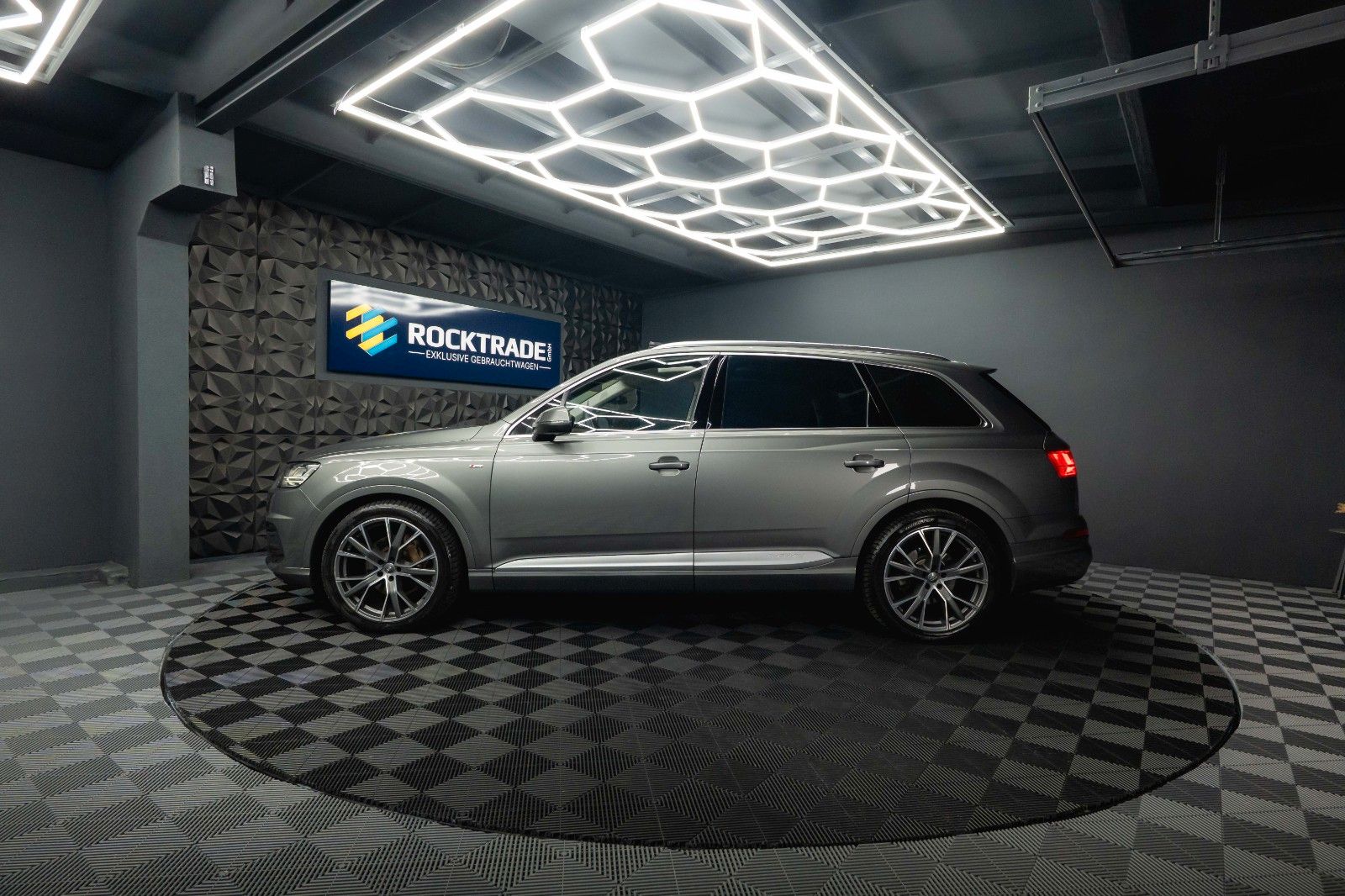 Fahrzeugabbildung Audi Q7 3.0 TDI quattro S-Line Plus *Pano*ACC*LED*