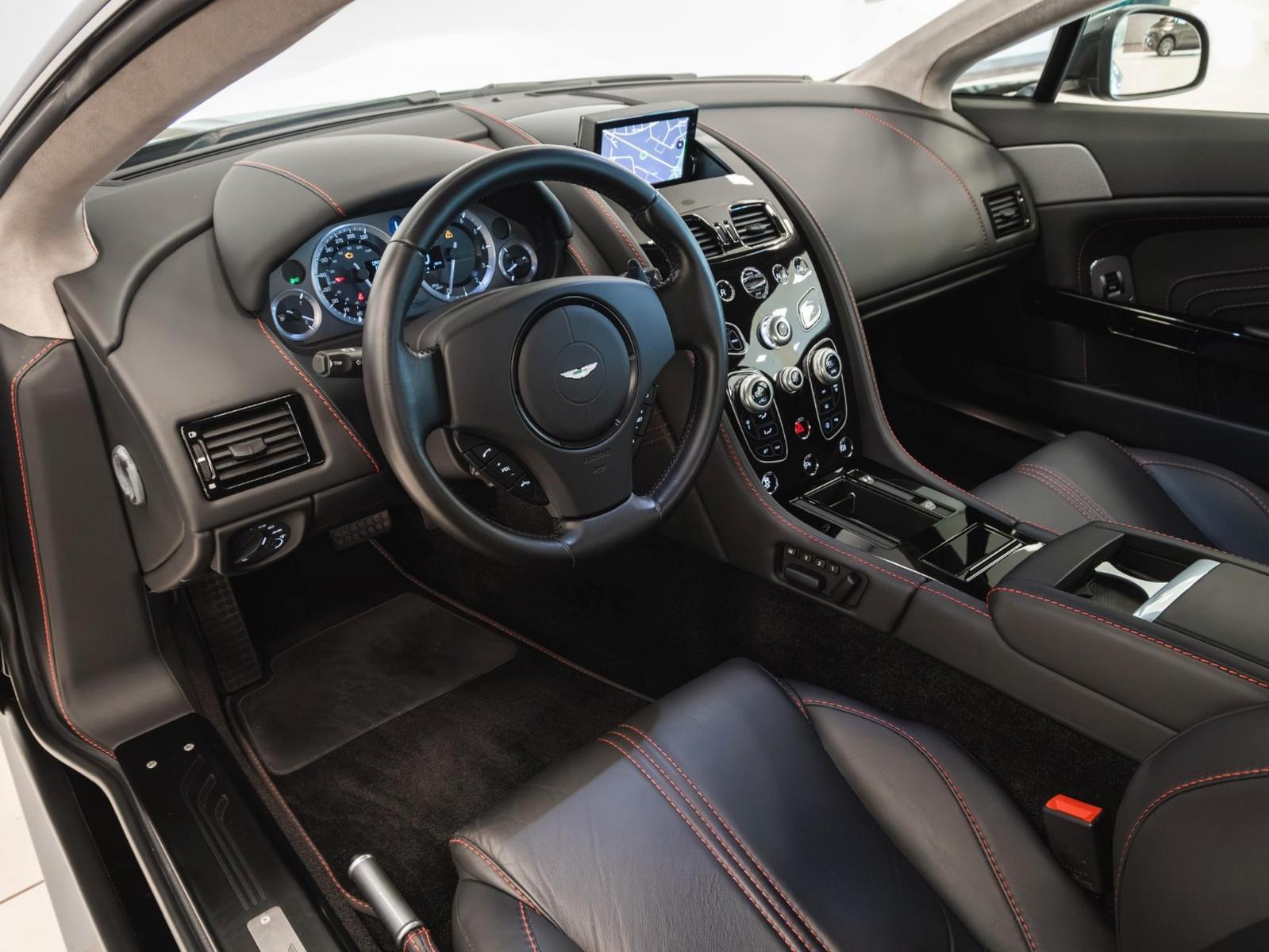 ASTON MARTIN V8 VANTAGE S COUPE