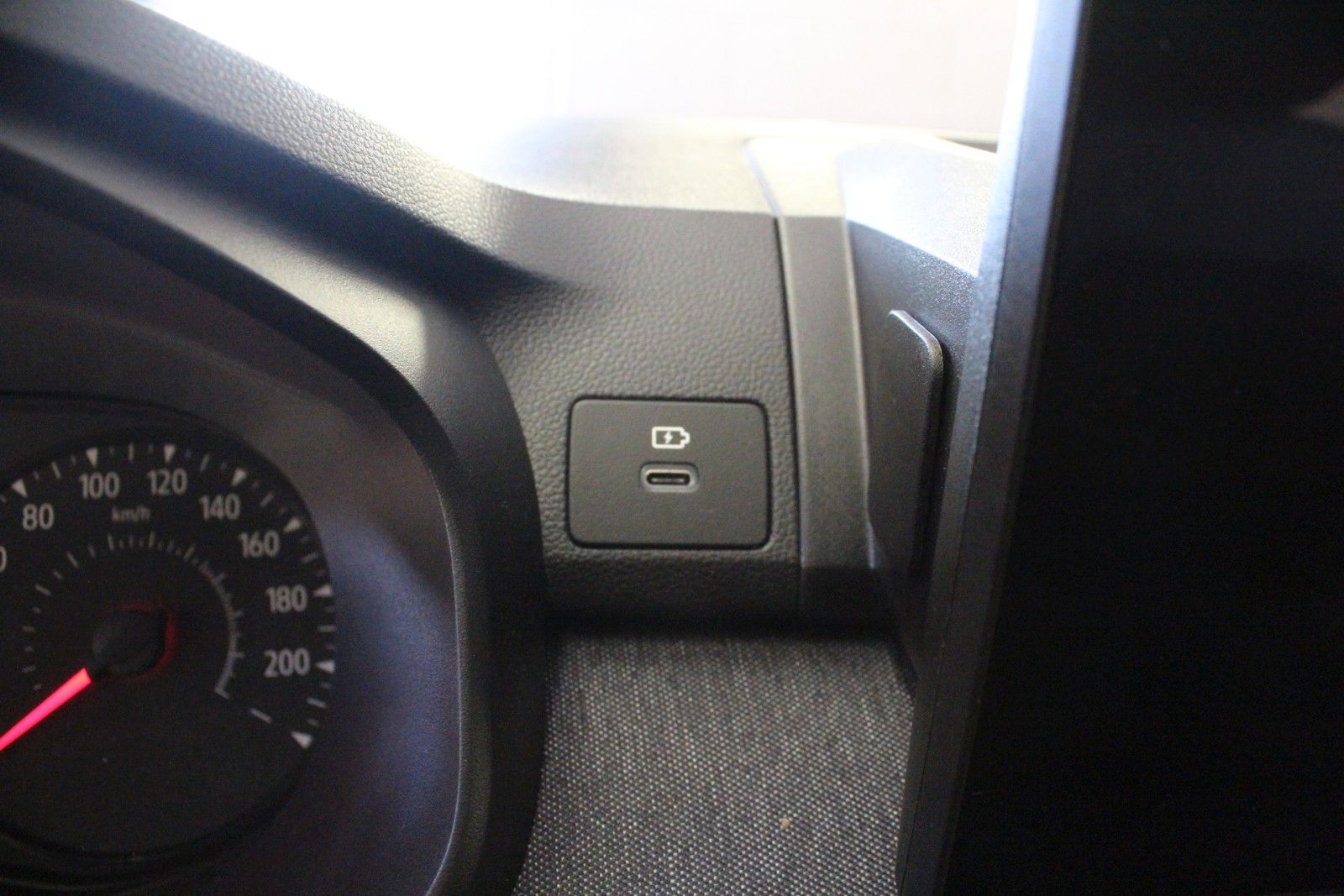 Fahrzeugabbildung Dacia Sandero Expression ECO-G 120 *Sitzhz*LPG*Kamera