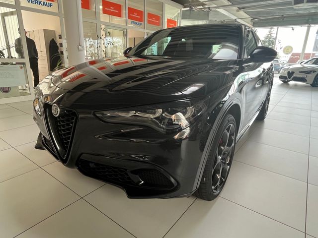 Alfa Romeo Stelvio Veloce 2.0 Q4 - LEDER+RFK+SHZ+el.HK