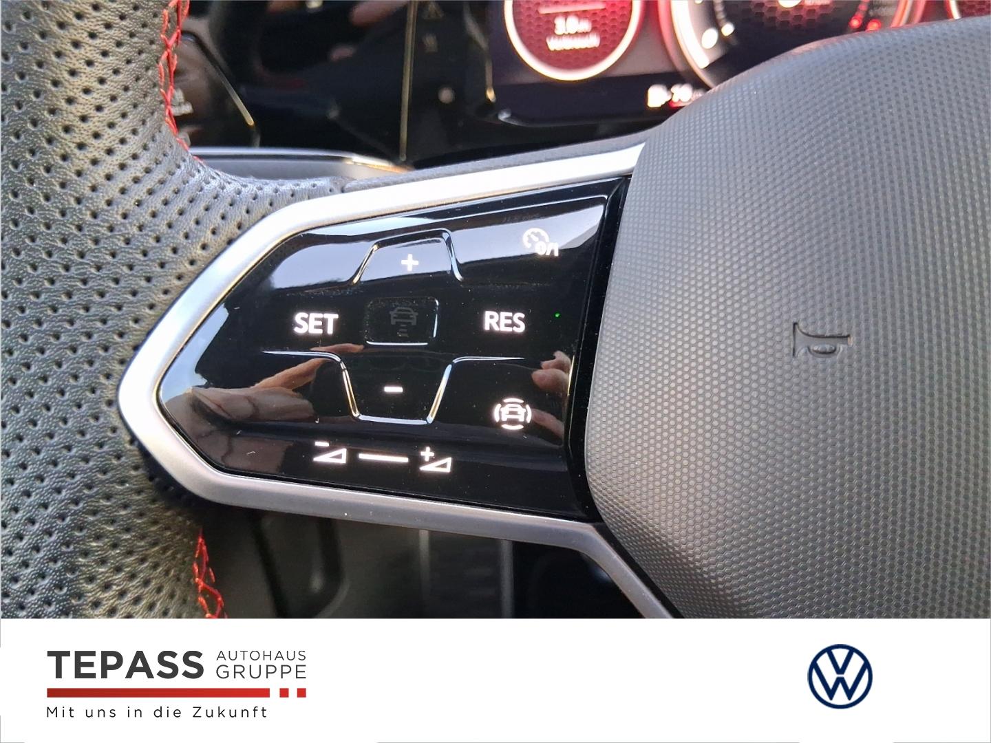 Volkswagen Golf GTI 2.0 TSI LM17 LED RFK PDC, миниатюра 11