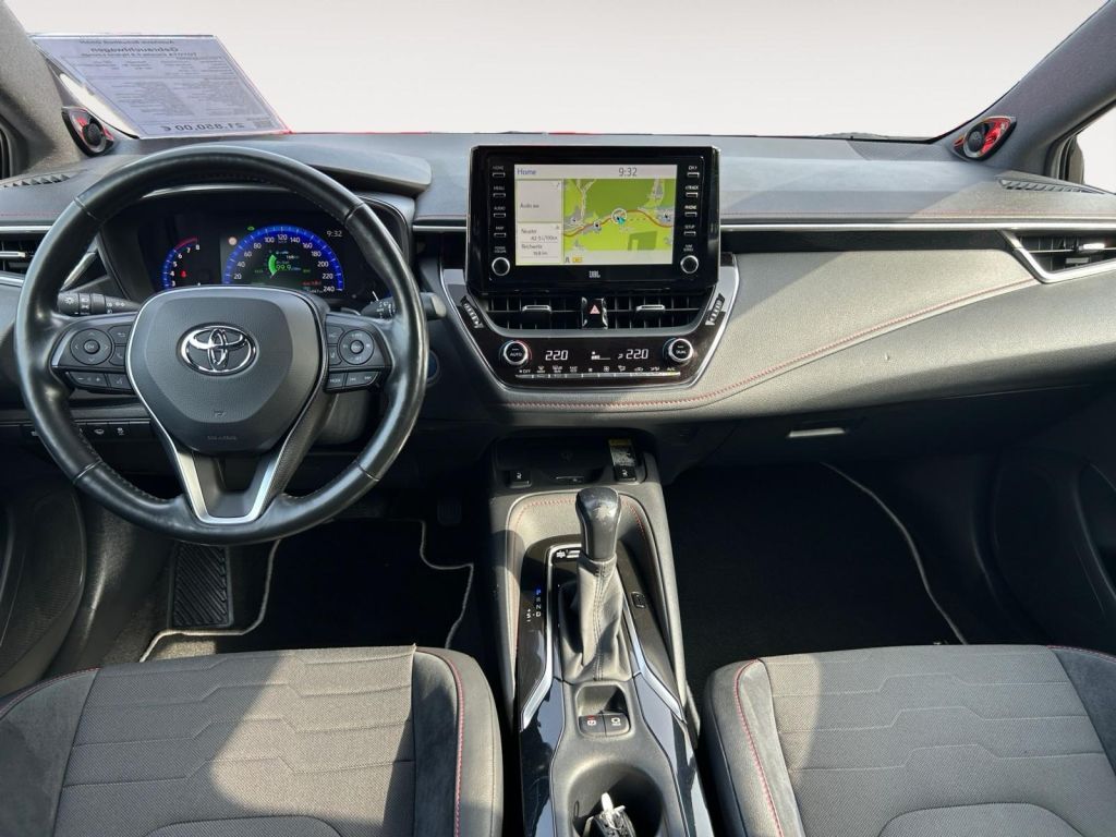Fahrzeugabbildung Toyota Corolla 2.0 Hybrid Lounge