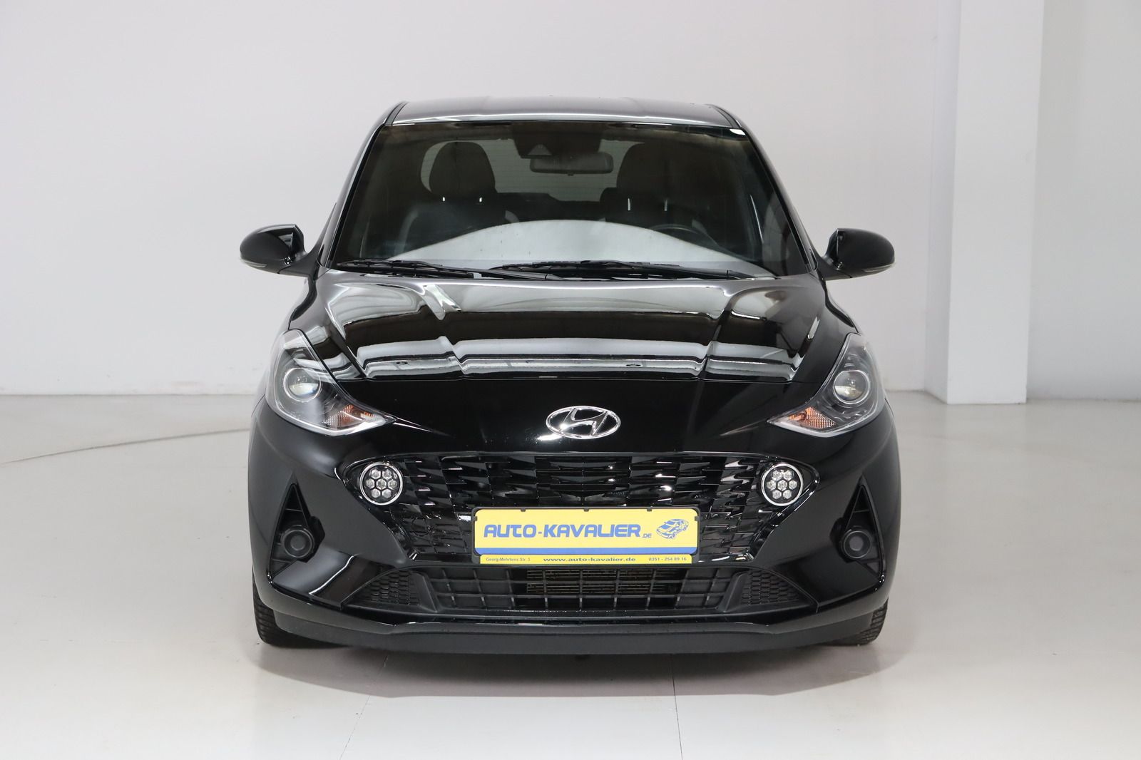 Fahrzeugabbildung Hyundai i10 * DAB * Navi * Lenkradhzg. * Rückfahrk.