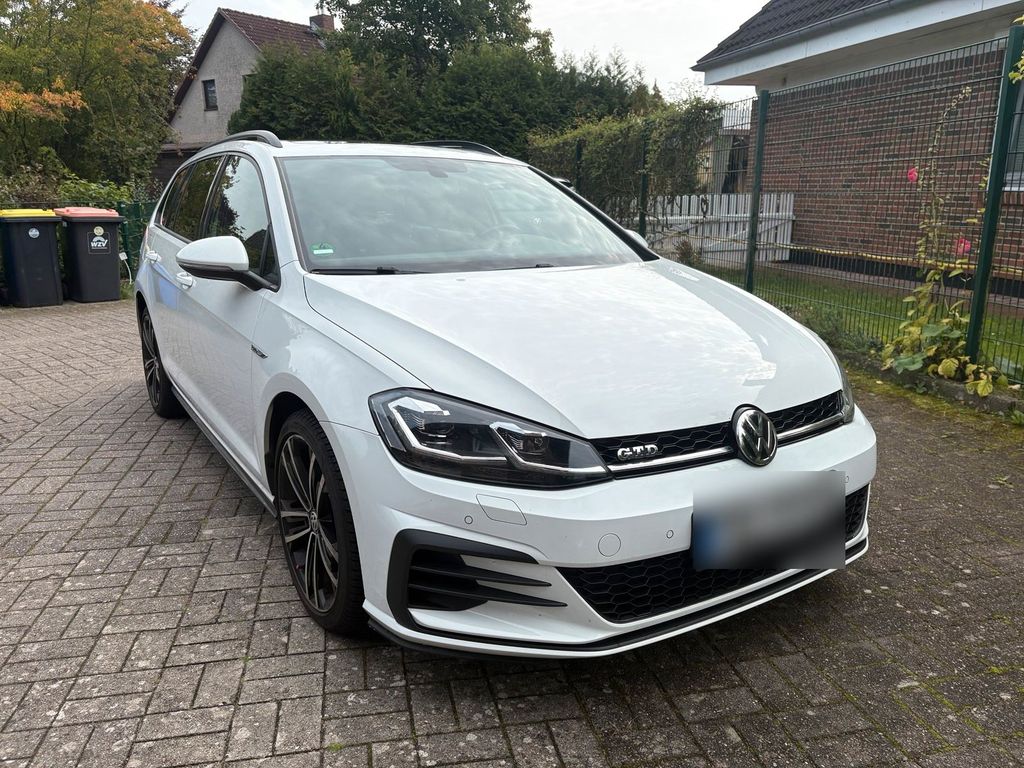 Image of Volkswagen Golf