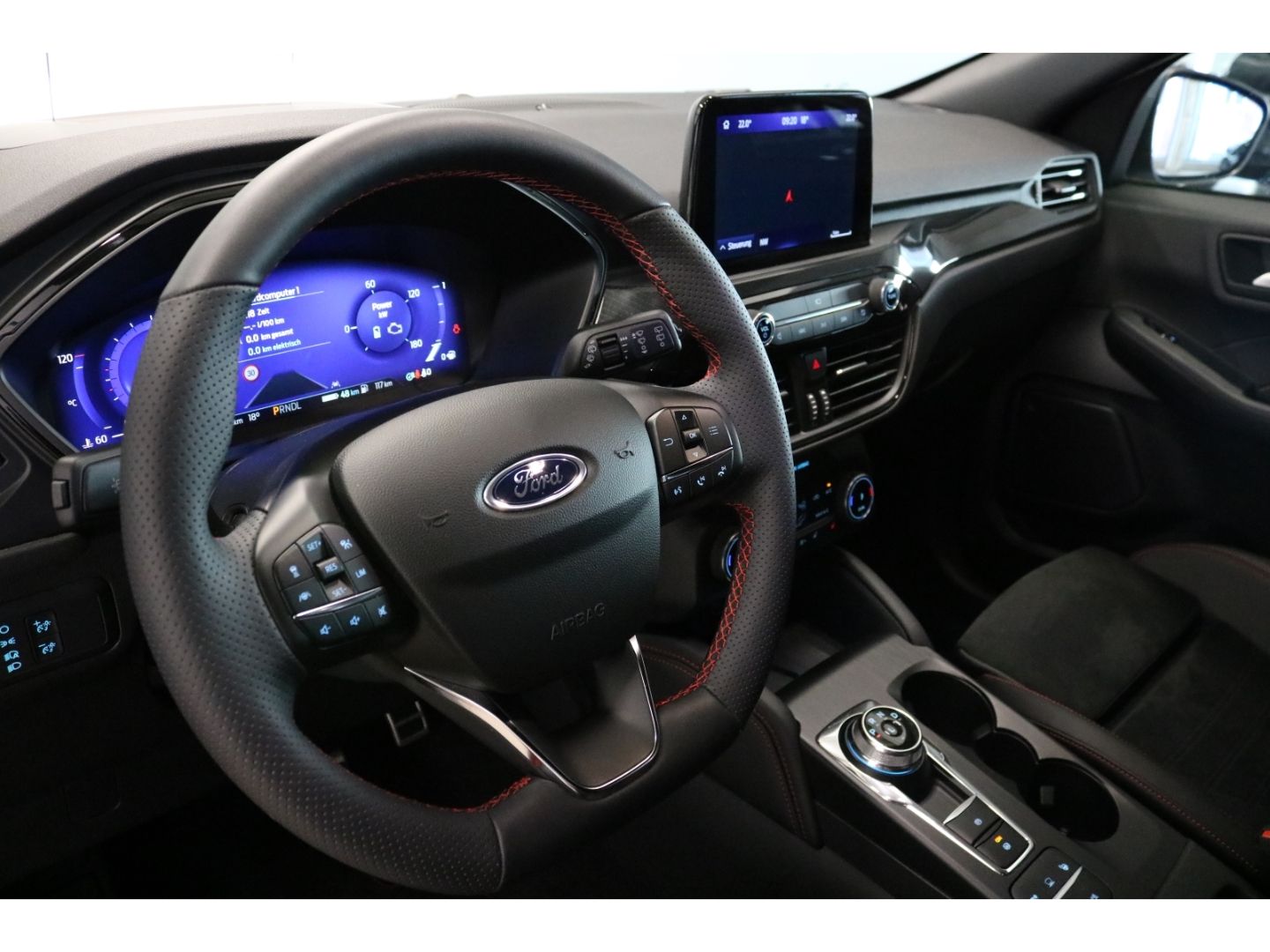 Fahrzeugabbildung Ford Kuga ST-Line X 2,5 PHEV Navi/LED/Kamera/B&O-Soun