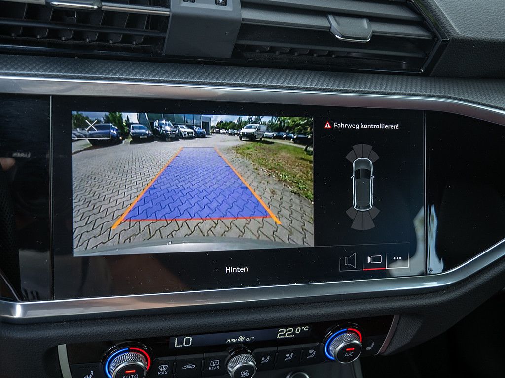 Audi Q3 - Bild 12