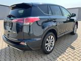 Toyota RAV 4 2,0-l-D-4D Edition S+ 4x2 Edition S+ - gebrauchte Toyota RAV 4 aus dem Jahr 2017
