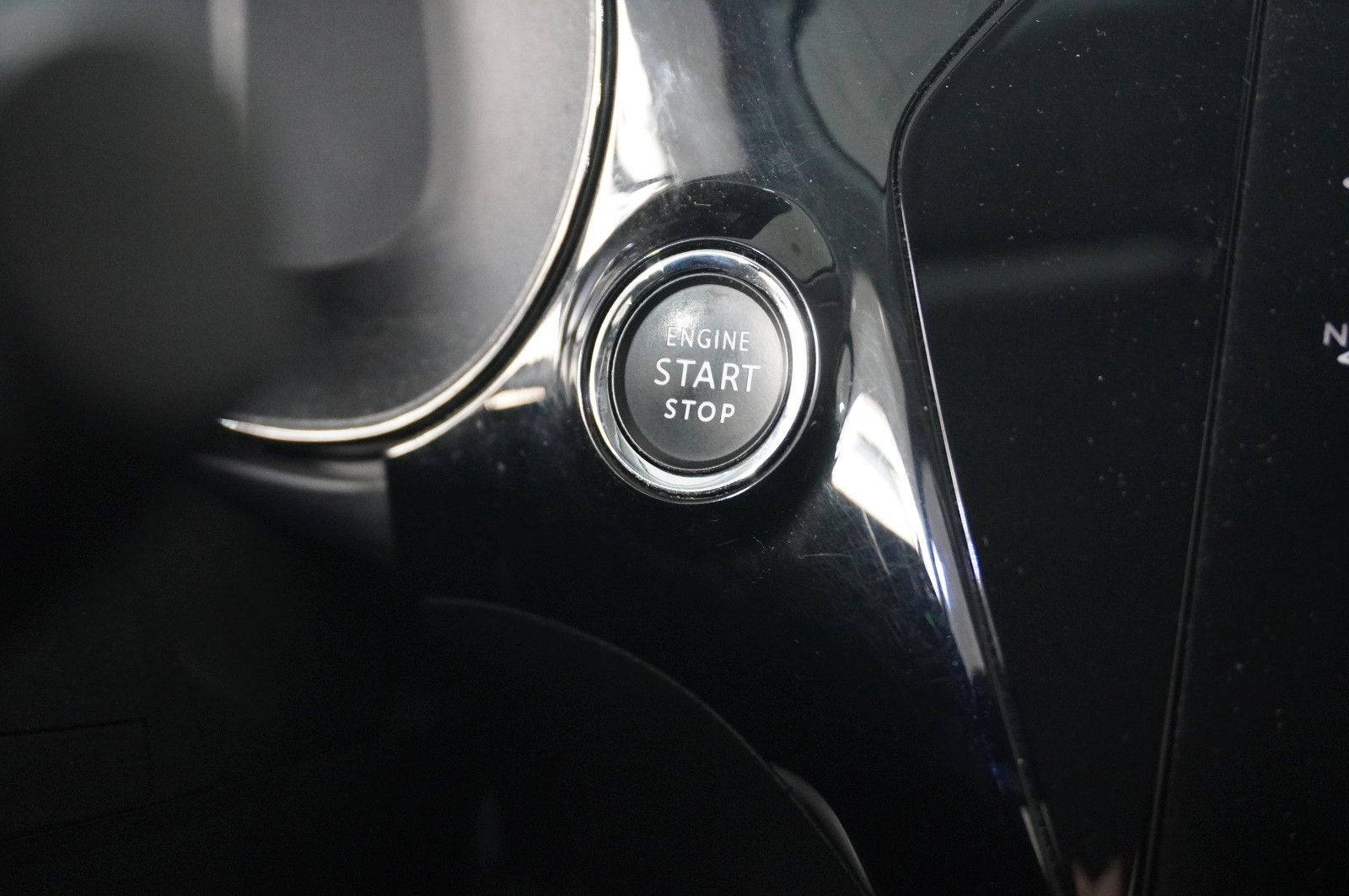 Fahrzeugabbildung Opel Corsa-e F EDITION 1-PHASIG NAVI/VIRT./SPORT/DAB+