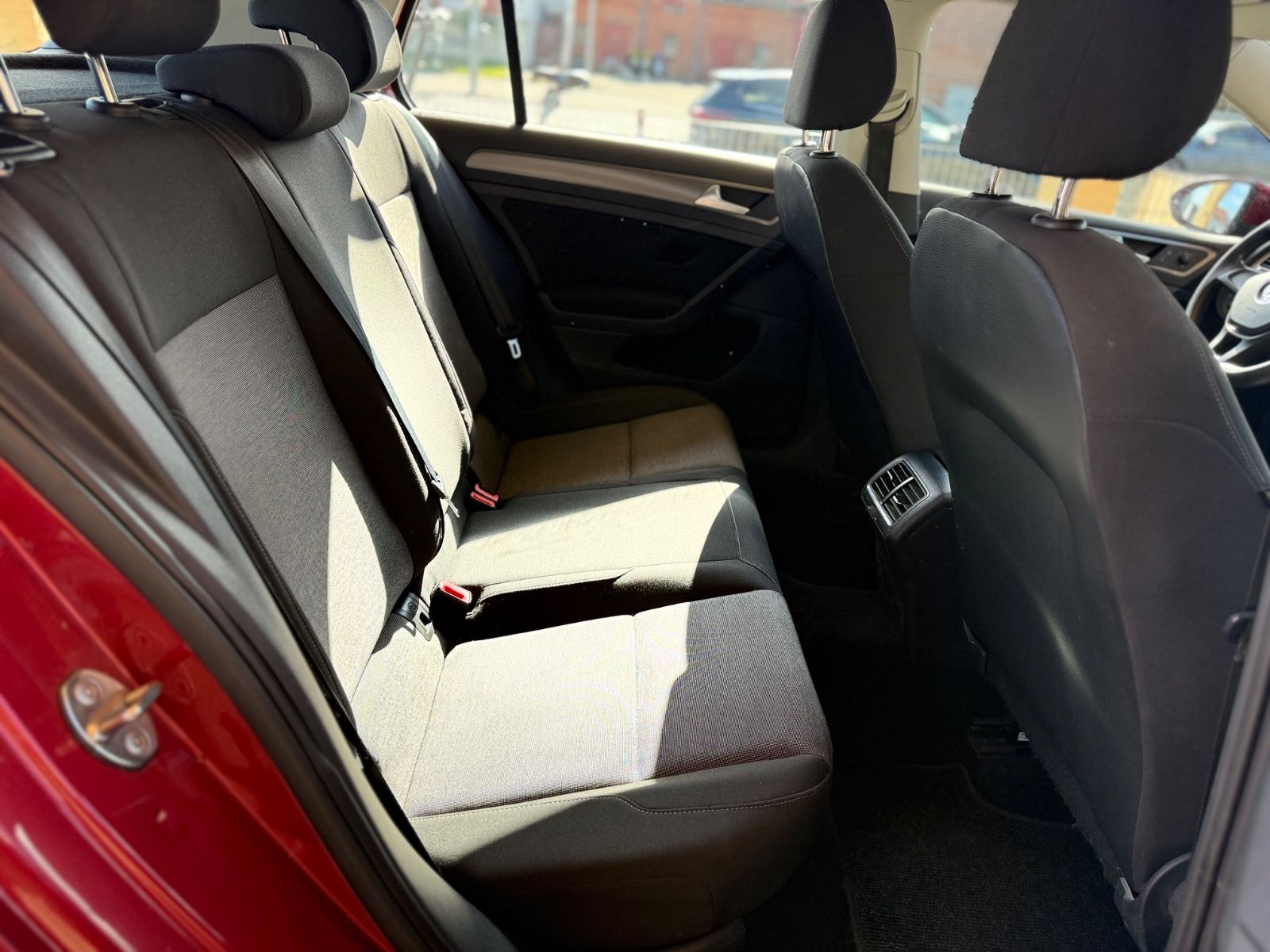 Golf VII Automatik|Navi|Sitzheizung|82tkm|