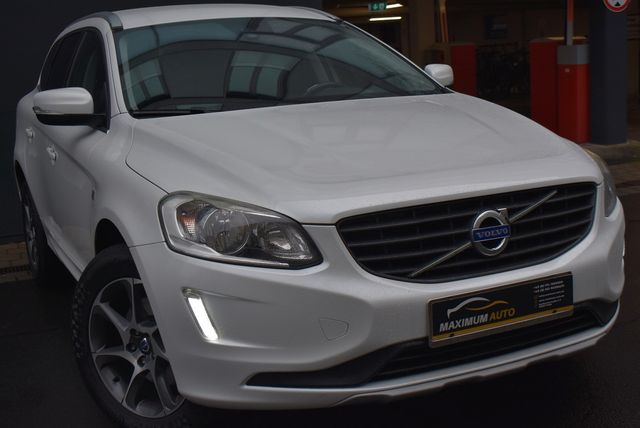 Volvo XC 60 2,0  Ocean Race 2WD/SHZ/NAVI/KAMERA/AHK