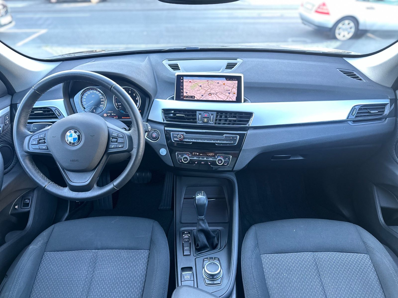 BMW X1 xDrive 25 e*ADVANTAGE*SHZ-AHK-TEMPO*DIGITAL* foto 21