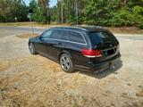 Mercedes-Benz E 250 BlueTEC 4MATIC T AVANTGARDE Autom. AVA... - Mercedes-Benz E 250 aus 2015
