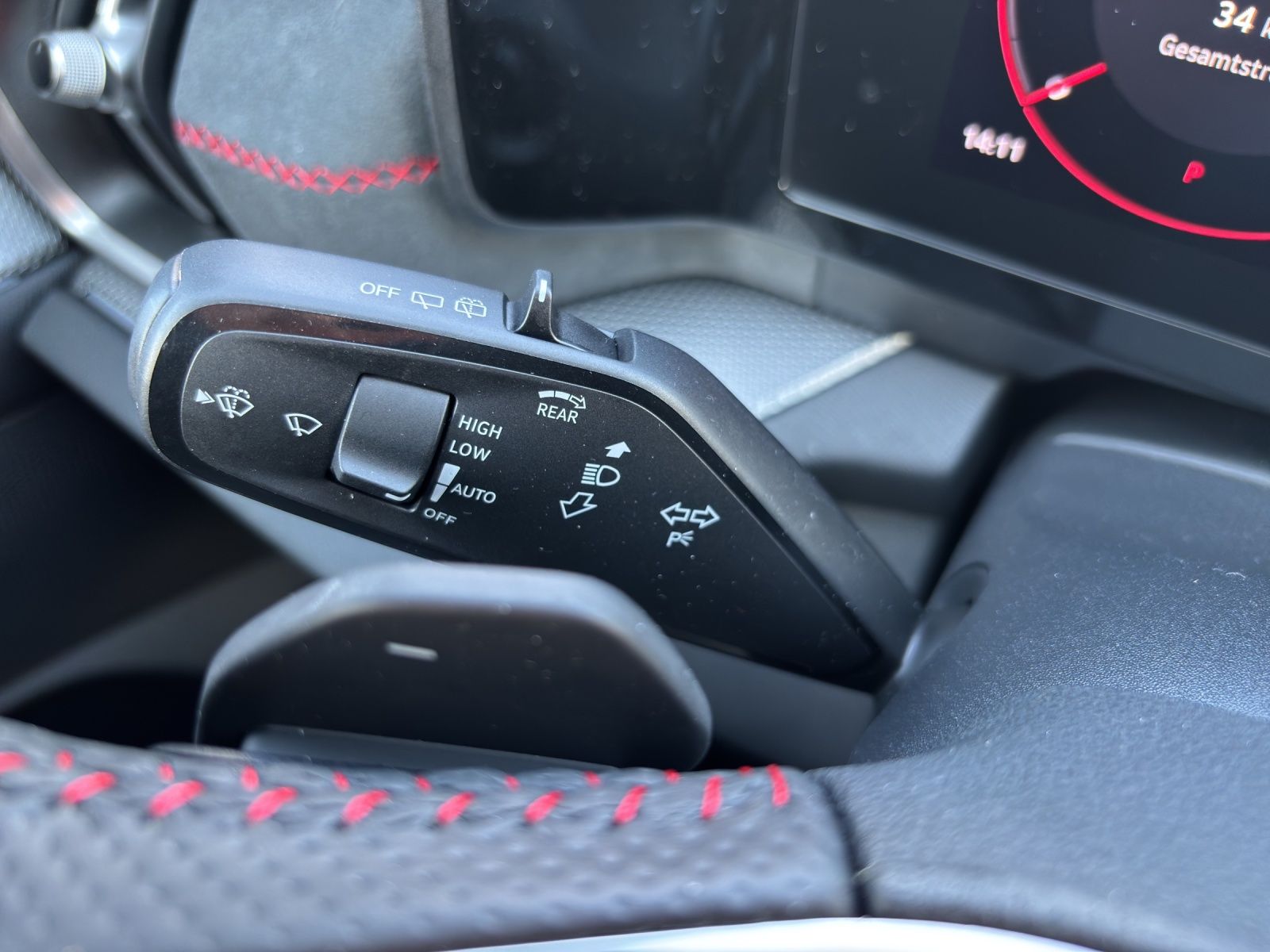 Fahrzeugabbildung SKODA Kodiaq RS 2.0 TSI 4x4 AHZ HUD MATRIX DCC