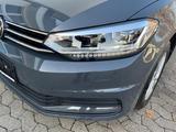 Volkswagen Touran 1.5 TSI DSG LED NAVI ACC KAM. AHK 7 SITZE - VW Touran 7-Sitzer