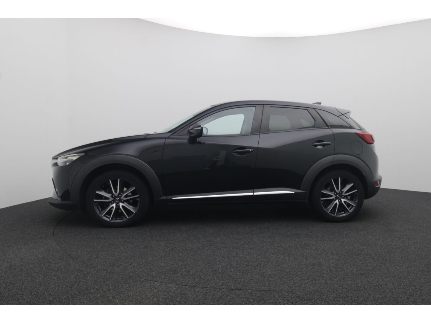 Fahrzeugabbildung Mazda CX-3 Sports-Line AWD Navi ACC Bose Soundsystem