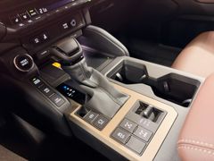 Toyota Land Cruiser 2,8 D-4D 151 kW AWD AHK – Bild 29