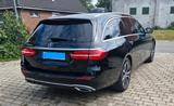 Mercedes-Benz E 300 de T Autom. - - Hybrid (Diesel/Elektro): Schwarz, Standheizung