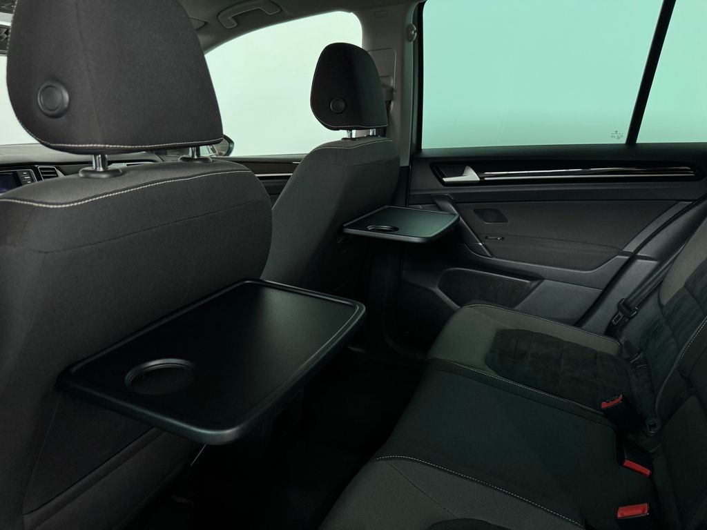 Car Image 25