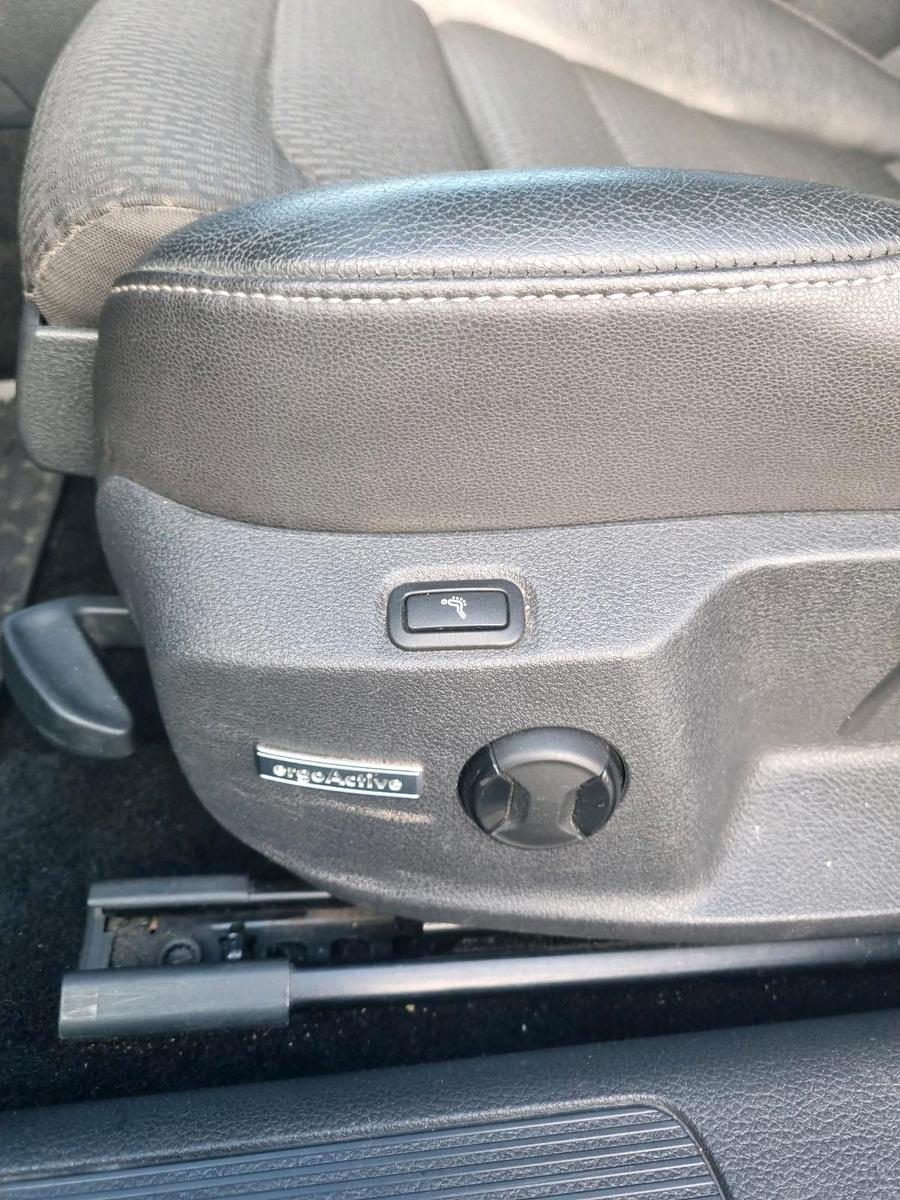 Volkswagen Golf 2014 — photo 12