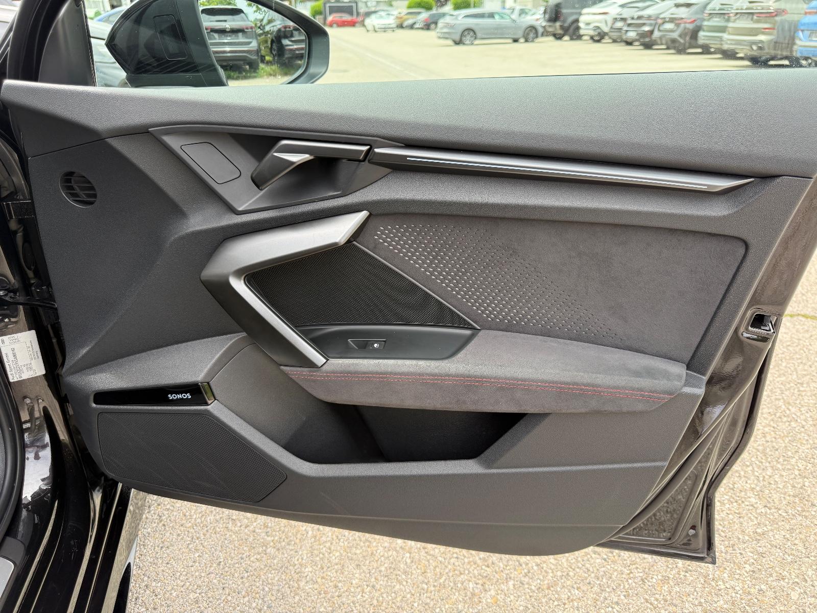 Audi RS 3 Limousine/Individual/Schalensitz/Pano/Sport – 15