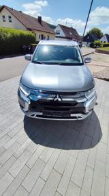 Mitsubishi Plug-in Hybrid Outlander 2.4 MIVEC PLUG-IN H... - Mitsubishi Plug-in Hybrid Outlander von privat