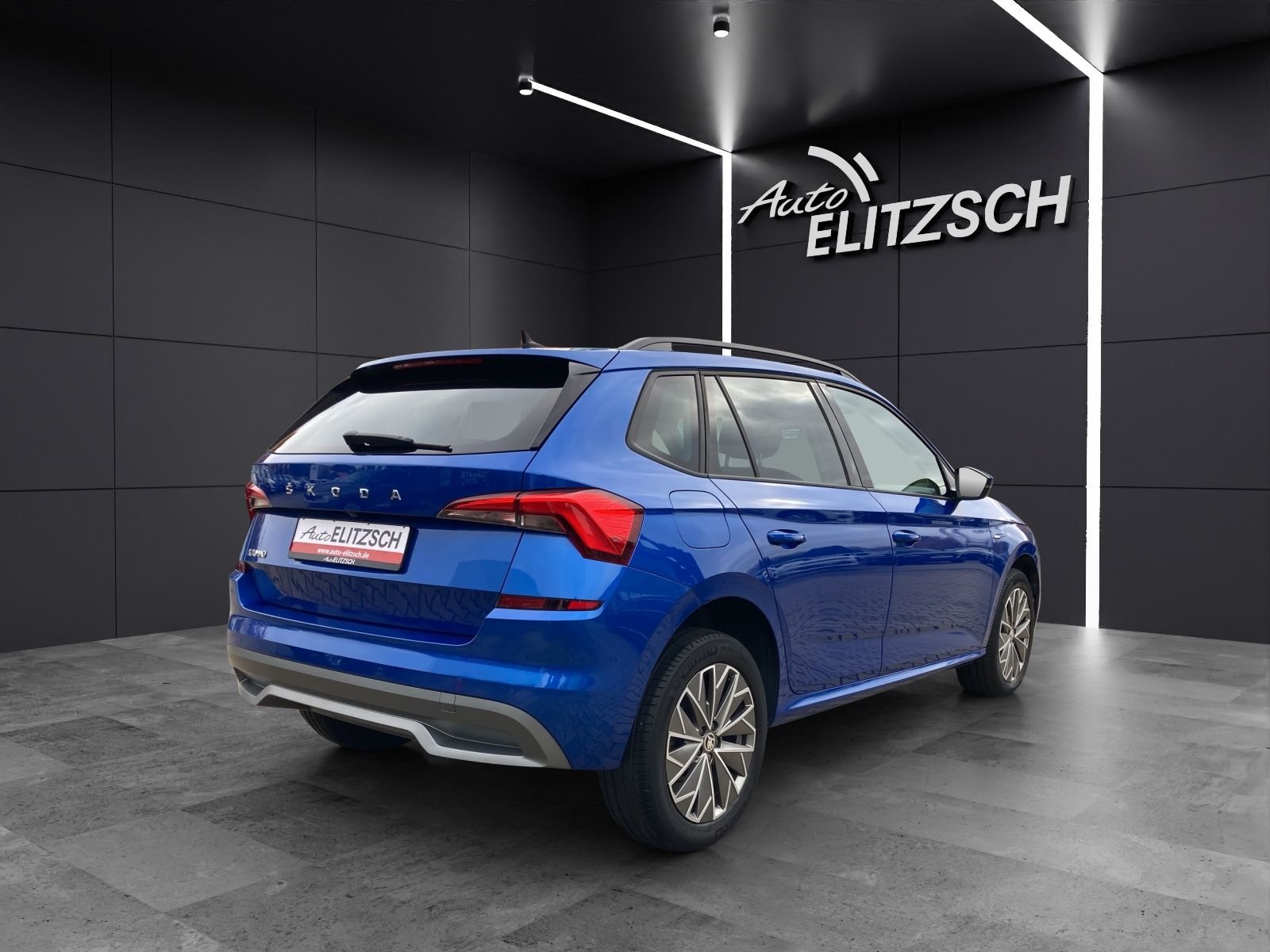 Fahrzeugabbildung SKODA Kamiq TSI Clever LED AHK Navi GRA RFK SH