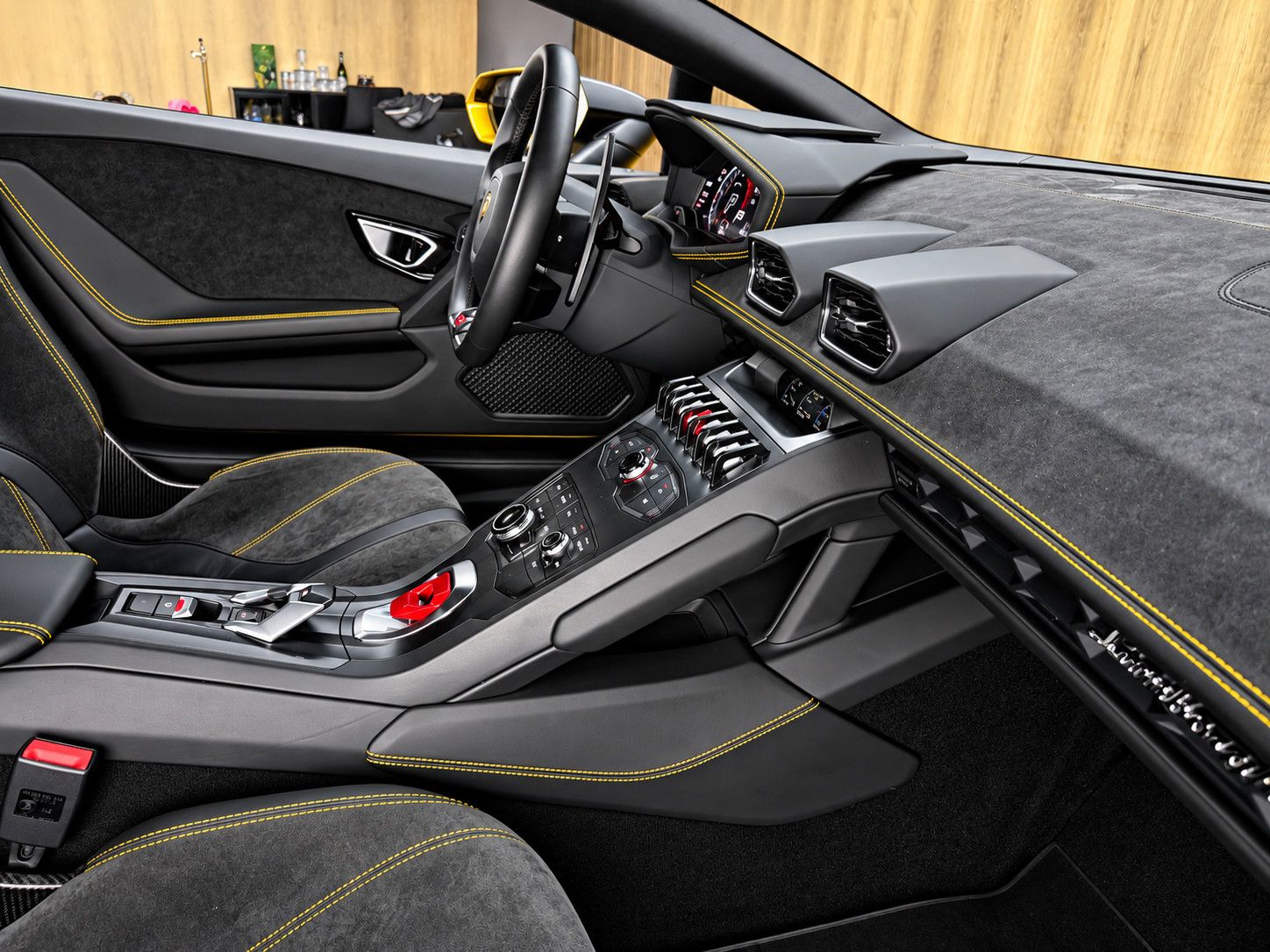Fahrzeugabbildung Lamborghini Huracan Huracán /LIFT/KAMERA/CARBON/SCHALENSITZ/