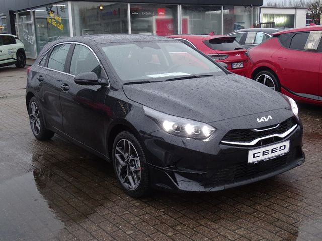 Kia CEED 1.5T DCT Spirit Tec