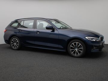 Fahrzeugabbildung BMW 320d xD Sport Line Kamera Laser HiFi AHK Komfort