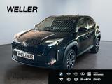 Toyota Yaris Cross 1.5 VVT-iE Team D *ACC*PDC*SHZ*LED* - schwarze Toyota Yaris Cross