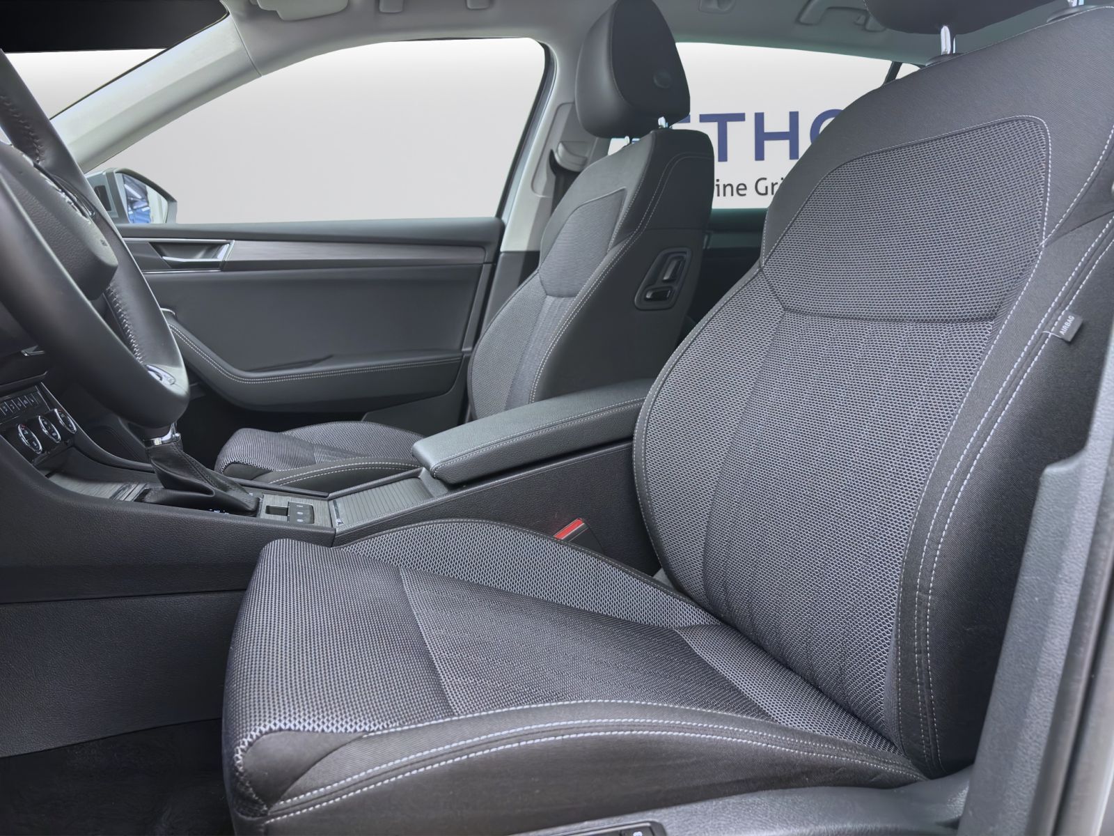 Skoda Superb - Bild 10