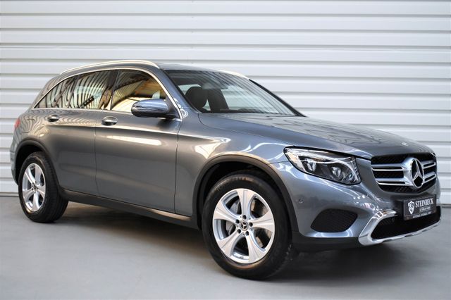 MERCEDES-BENZ GLC 250 4Matic Exclusive+1.Hand+LED+Totwinkel
