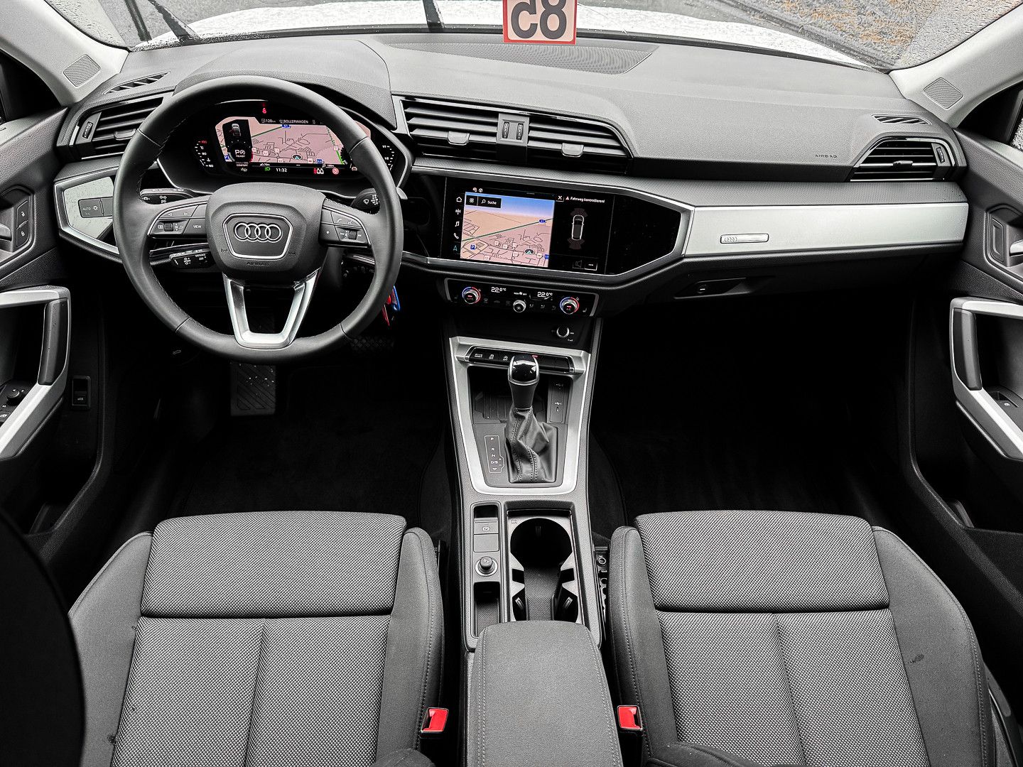 Audi Q3 Sportback 35TFSI S line Black ACC AHK Navi foto 9