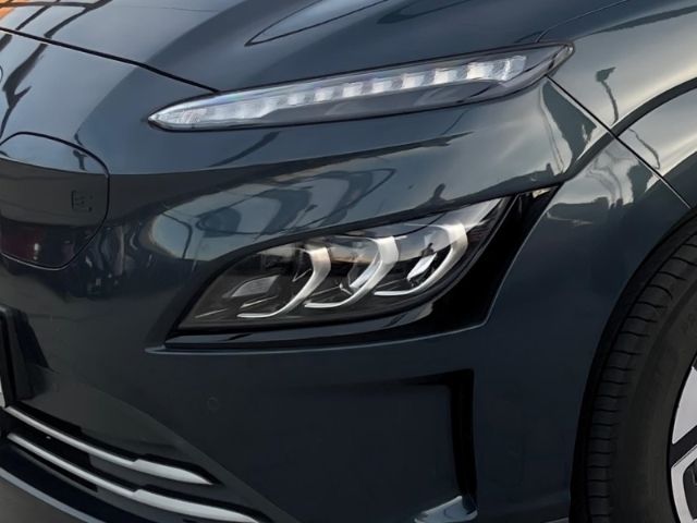 Fahrzeugabbildung Hyundai KONA Trend Elektro 2WD +KLIMA+NAVI+RFK+PDC+ACC+U