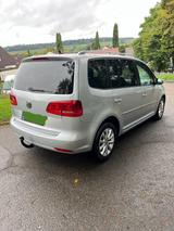 Volkswagen Touran 2.0 TDI DSG Highline/AHK/PANO/STANDHEIZUN - gebrauchte VW Touran aus dem Jahr 2010